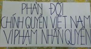 Biểu ngữ của Hội PNNQ