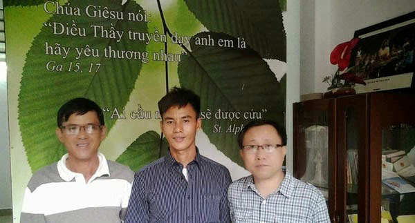 Từ trái qua: Huỳnh Anh Tú, Trần Hoàng Giang, Nguyễn Bắc Truyển Courtesy of danlambao