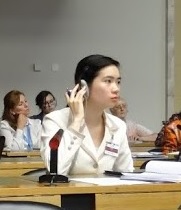 Cô Nguyễn Khuê-Tú đại diện Hội PNNQVN tại buổi họp hôm trước Cuộc Kiểm Điểm CEDAW