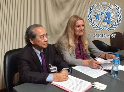 VCHR President Vo Van Ai and VCHR Vice-President Penelope Faulkner briefing the UN CEDAW experts