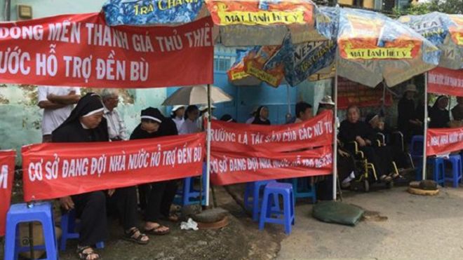 dòng mến thánh giá thủ thiêm2